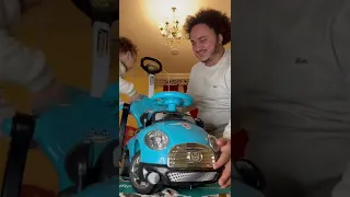 لم ا تجيب لابنك عربيه 