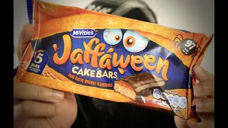 Reviewing McVitie s Jaffaween 5 Cake Bars Fang-Tastic Orange Flavoured