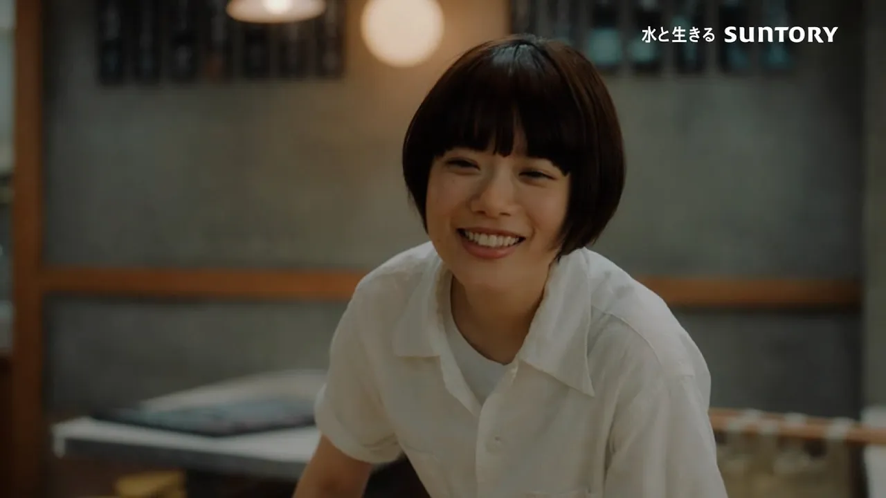 中島歩出演のCM。思わず見入ってしまう存在感に魅了されるCM集