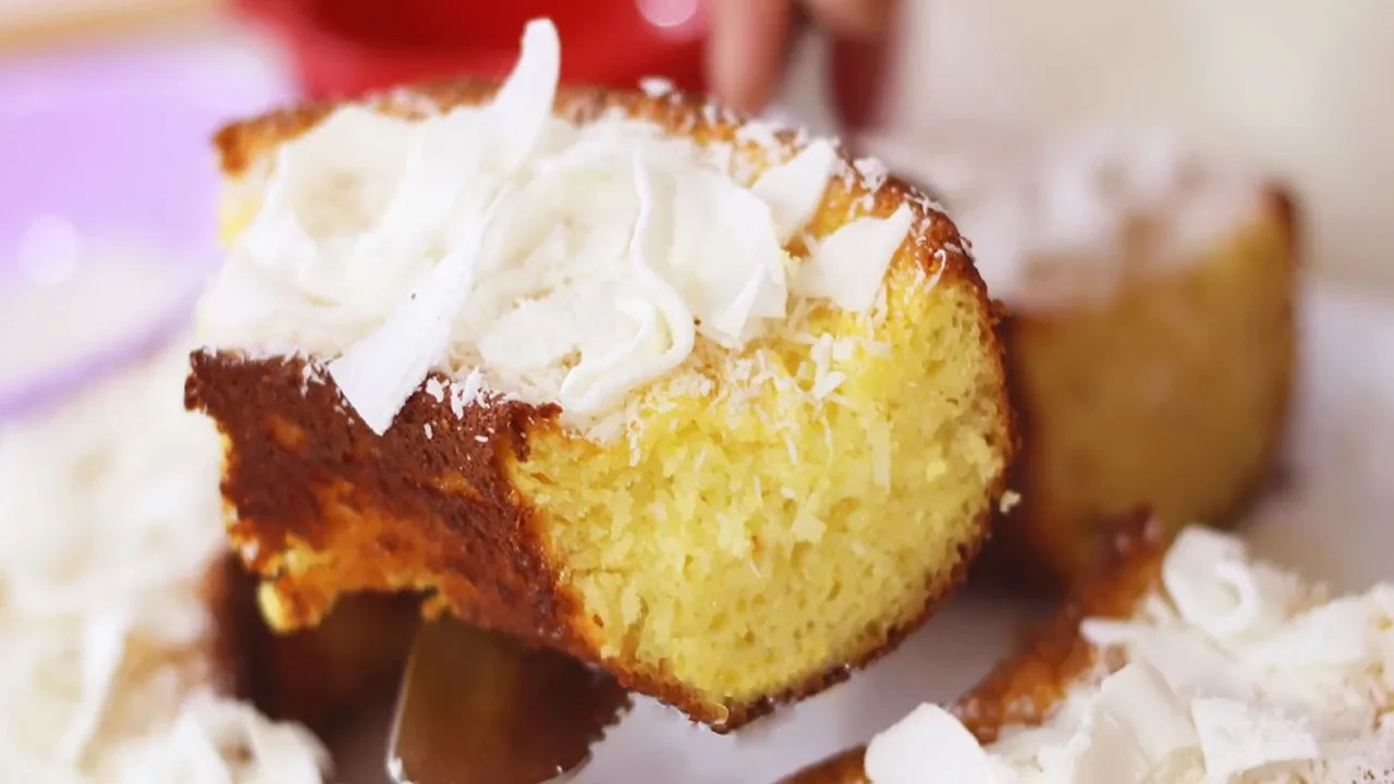 BOLO DE CHOCOLATE LOW CARB! SÓ 4 INGREDIENTES! SEM FARINHA E SEM LEITE! ZERO CARBOIDRATO!