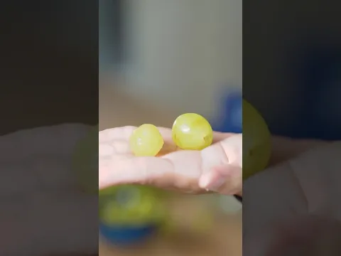 Une machine qui épluche tes raisins. 🍇