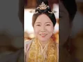 穿成侯府啞巴千金，剛穿越就被殘廢王爺強吻，竟還綁定逆天吃瓜系統！靠吃瓜系統揭穿驚天秘密，惡毒姨娘被扒光老底，殘廢王爺親她一口就能續命！從此瘋狂索吻，寵她入骨！