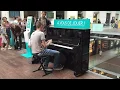 Passenger Impressively Plays Piano at Train Terminal in Paris (HD 60fps)