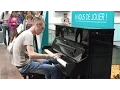 Download Lagu Passenger Impressively Plays Piano at Train Terminal in Paris (HD 60fps)