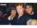 Nardwuar vs Queens of the Stone Age 2005