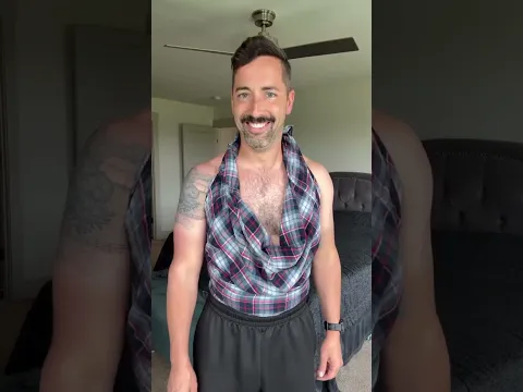 I know fashion… Follow for more fashion tips