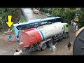 Download Lagu [3] PKJR PANIK, Kernek Turun Berlari‼️Detik Detik Bus Padang Jakarta Nyangkut Di Tanjakan Curam
