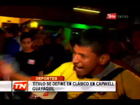 Hinchas festejaron empate en clásico