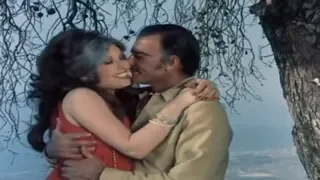 أغنية رومانسية نيللي و أحمد مظهر   الدنيا احلوت كدا لية   من فيلم امرأتان دندنها