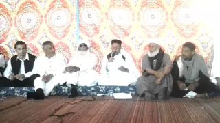 الشاعر الكبير ضو الميلوسي الصويعي في خيمة الاستقبال براك الشاطئ 