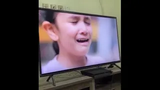 البرنس 19 بكاء احد المشاهدين بسبب مشهد ترك فتحي لمريم بنت رضوان البرنس في الشارع 