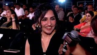 Anchor Suma Hilariour Fun With Actress Rukmini Vasanth & Huma Qureshi 🤣@ Toxic Pre-Release Event
