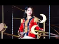 Download Lagu IU - Eight (Prod. \u0026 Feat. SUGA of bts) live (eng sub) @ the golden hour concert