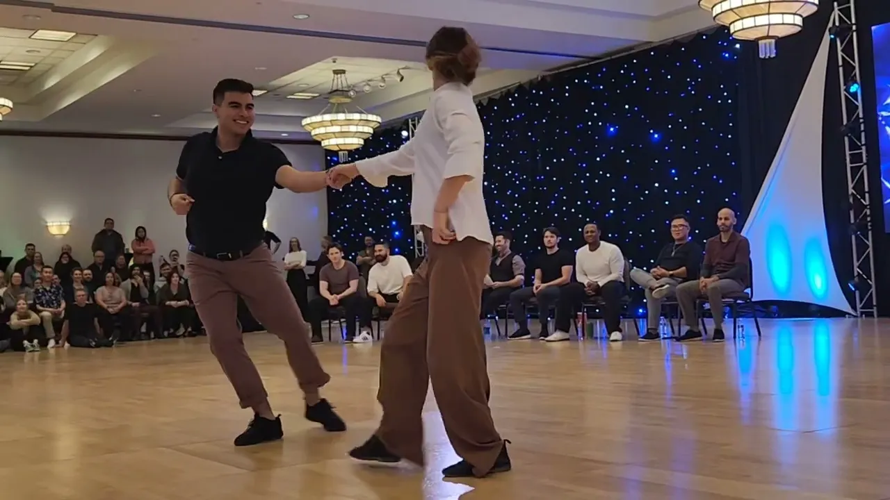 "Don't Start Now" Juan Aguirre & Anna Wallace - 3rd place All-Star J&J Finals SwingCouver 23/24