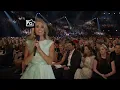 Jason Aldean - Burnin' It Down (CMA Awards 2014)