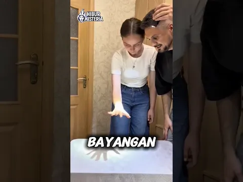 Bayangan Ini Bergerak Lebih Lambat dari Tubuhnya?!