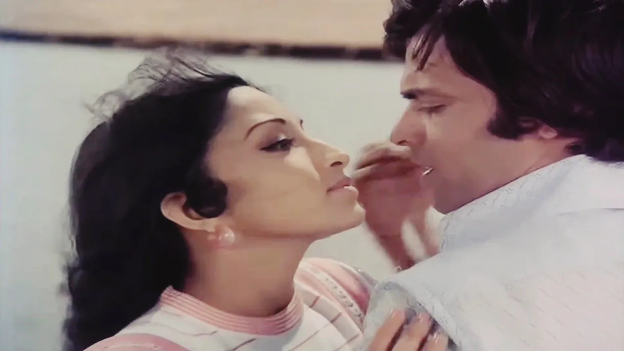 Dil Kya Kare Jab Kisi Se-Julie 1975 Full HD Video Song, Lakshmi, Vikram Makandar Dil Kya Kare Jab Kisi Se-Julie 1975 Full HD Video Song, Lakshmi, Vikram Makandar