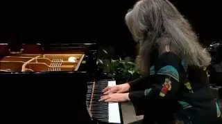 Download Johann Sebastian Bach - Piano Partita No. 2 In C Minor, BWV 826 - Martha Argerich MP3