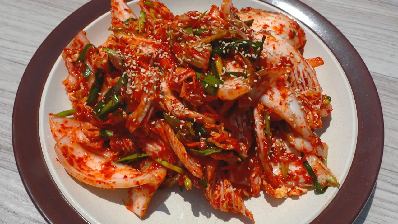 Small portion fresh kimchi (Geotjeori:  )