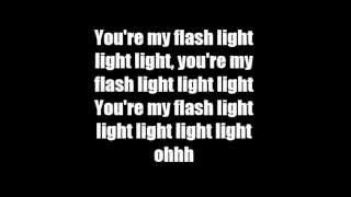 Download lagu Flashlight Jessie J....mp3