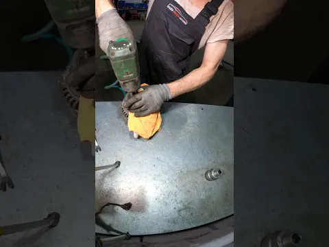Overrunning alternator pulley removal made easy with a puller