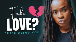 5 Signs She’s Pretending to Love You (Don’t Ignore #3)