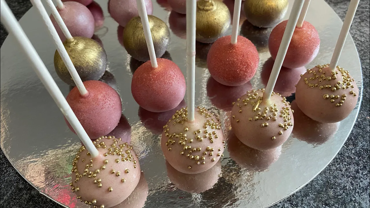 
          
          
          
            
            Cake-Pops ganz einfach selber machen/Vanille Cake-Pop Grundrezept/Easy Cake-Pop Recipe !!ENG Sub
          
        . 