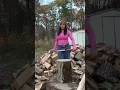 UITDAGING BIJL VS. 8 LBS-MAUL #brandhout #hout #levenindetuin #houthakken #bijl #maul #offgrid