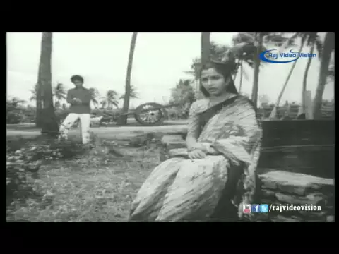 Neeradum Thamaraiye - YouTube