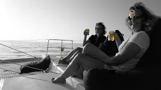 Crossing from Greece to Sicily – Sailing Greatcircle (ep.99)