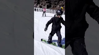 First crack at snow boarding… a relative success! 🤙 #sailingfamily #travel #snowboarding