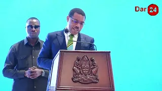 DKT. MWIGULU AWATAKA WANANCHI KUCHUKUA VITAMBULISHO/ AIAGIZA NIDA KUWAWAJIBISHA  WANAOKAIDI 