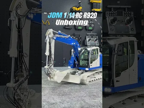 Unboxing this blue-and-white R920 excavator! TH26086