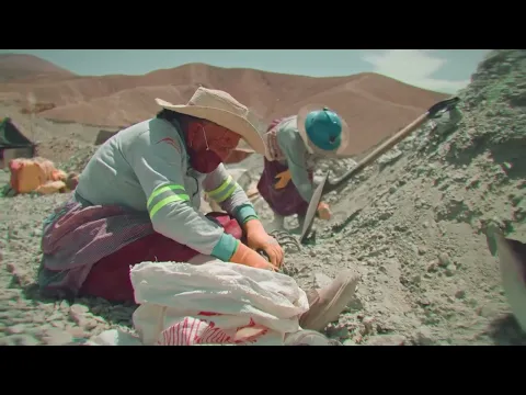 Entre Polvo Y Sueños - Film Trailer (English)