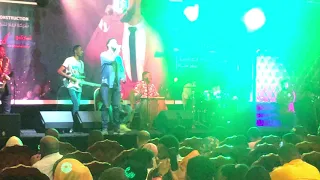 احمد الصادق حفل الدوحة معقول كده ياعينيا 