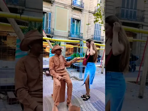 #videosinfantiles #cantajuegos #artista de barro callejero