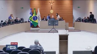 Decisão do STF sobre penduricalhos é criticada