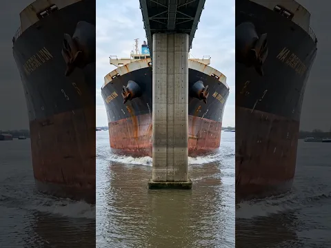 COLOSSAL SHIP Shatters Bridge 🌉🌉