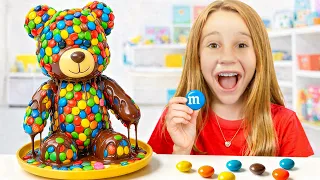 Los niños aprenden a cocinar y a ayudar a los adultos. Nastya y sus amigos.