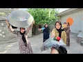 Download Lagu The cameraman got a gift for Shaida for Daughter's Day, and the second wife was jealous.