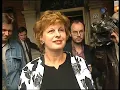 Download Lagu Verkiezingen 1998 -  Formateur Kok ontvangt de staatssecretarissen