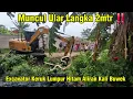 Ular Langka 2mtr Pinggir Kali‼️ Excavator Keruk Lumpur Hitam Aliran Kali Buwek #dedimulyadi #kdm