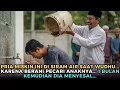 Download Lagu Pria Miskin Disiram Saat Wudhu, 1 Bulan Kemudian Semua Terkejut!