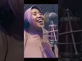 Download Lagu my mom pengen nyobain nyanyi eh malah ketawa ketiwi 😅😅