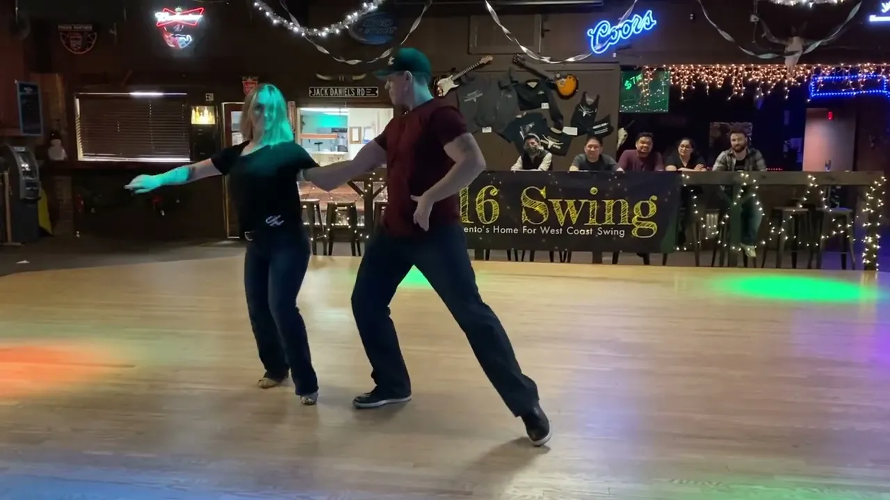 Brock Daniels & Ashley Snow @ 916 Swing (1/3/23)