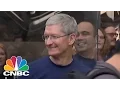 Tim Cook Opens Apple Store In Palo Alto CNBC