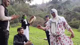 الحاجة فارس مع اغنية الكورونا 