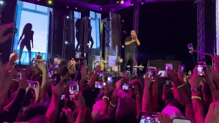 عمر دياب   الليله   حفلة العقبه الدخول للمسرح دندنها