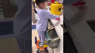 روتين بنت كوريه صغيرة 