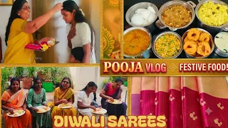 சரஸ்வதி பூஜை முடித்து சந்தோஷமாய் சாப்பிட்டு விட்டு நல்ஆசியுடன் தீபாவளி புடவையும் கொடுத்தாச்சு...